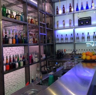L’AntipatiCibVs per Qui Milano: un nuovo bar in via Lecco a Milano