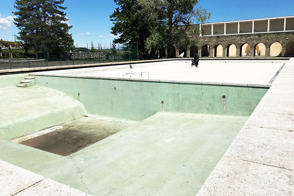 Acqui Terme piscina luogo metafisico