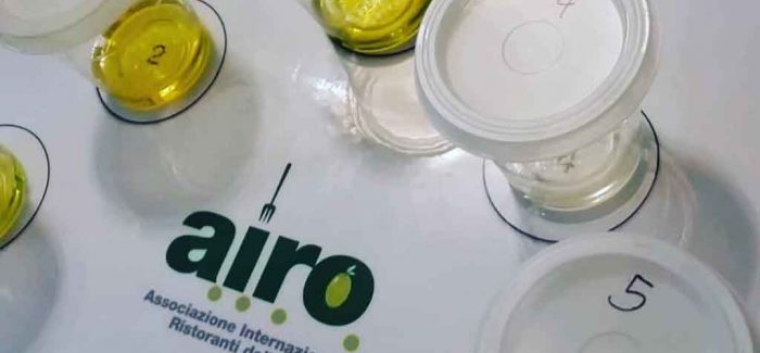 Il nuovo corso per Assaggiatori d’olio di AIRO a Milano