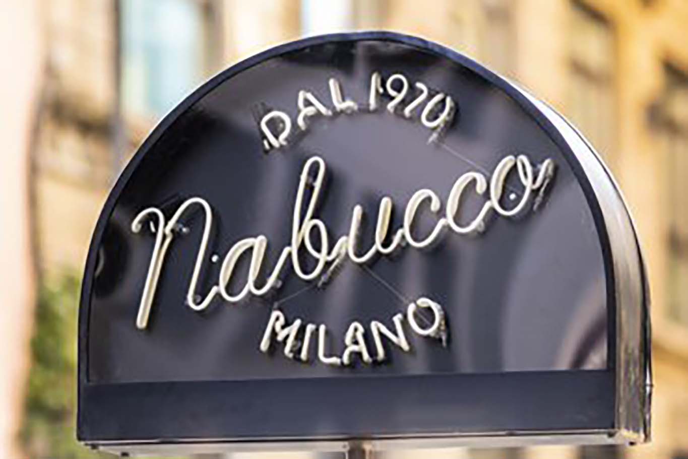 Nabucco Milano insegna
